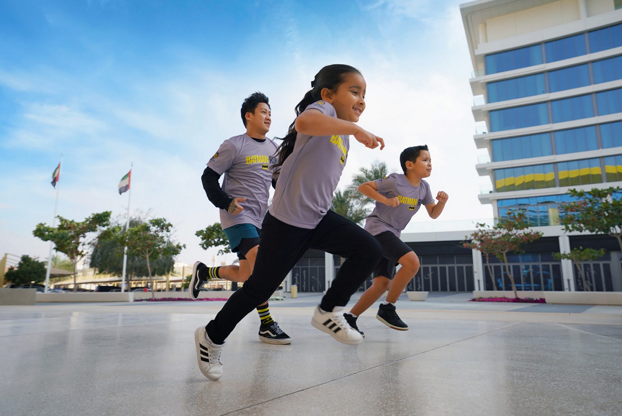 Warner Bros World Abu Dhabi Hosts First ever Batman Run LaptrinhX 